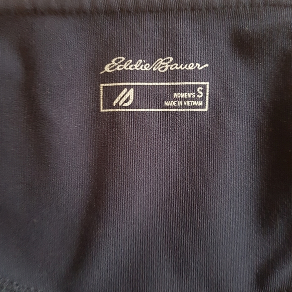 Eddie Bauer capris - Picture 2 of 3